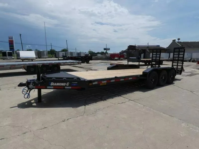 new Equipment / Flatbed Trailers Diamond C Trailers  for sale, in Saint Johns, MI Thumbnail 2
