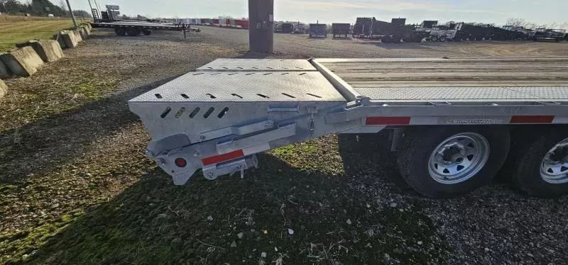 new Equipment / Flatbed Trailers Silver Mountain Trailers  for sale, in St Johns, MI Thumbnail 4