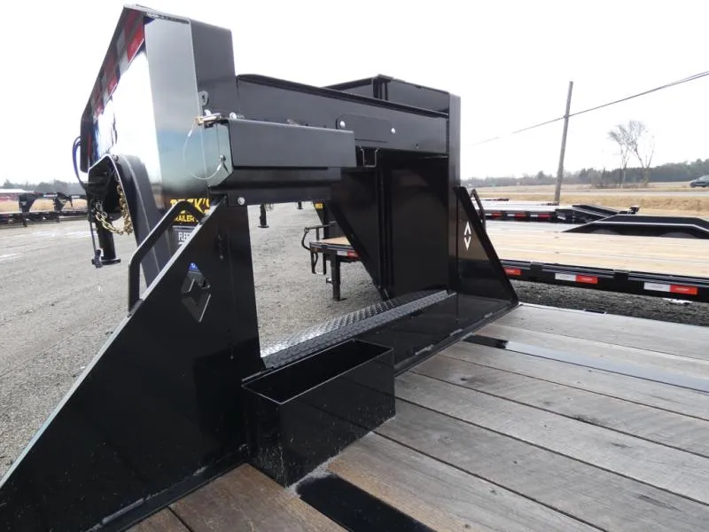 new Equipment / Flatbed Trailers Diamond C Trailers  for sale, in Saint Johns, MI Thumbnail 7