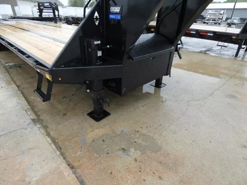 new Equipment / Flatbed Trailers Diamond C Trailers  for sale, in St Johns, MI Thumbnail 10