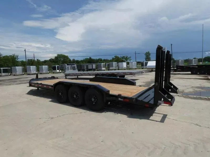 new Equipment / Flatbed Trailers Diamond C Trailers  for sale, in St Johns, MI Thumbnail 3