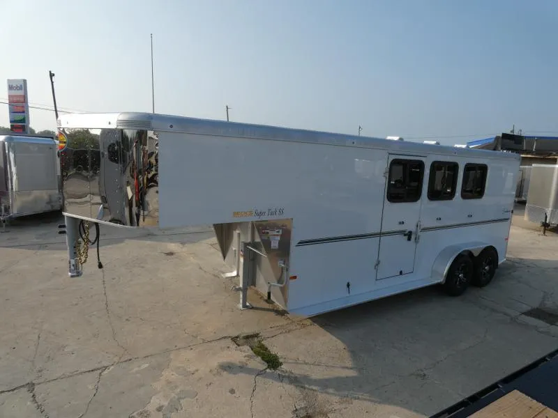 new Horse Trailers Sundowner Trailers  for sale, in Saint Johns, MI Thumbnail 2
