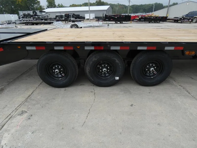 new Equipment / Flatbed Trailers Load Trail  for sale, in St Johns, MI Thumbnail 5