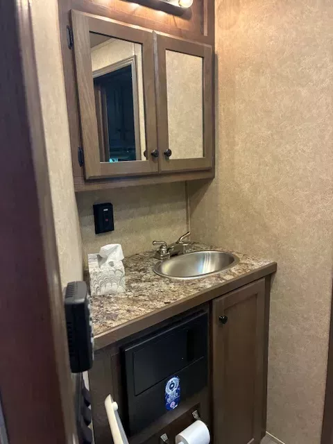 used Stock / Stock Combo Trailers Lakota  for sale, in Maryville, MO Thumbnail 11