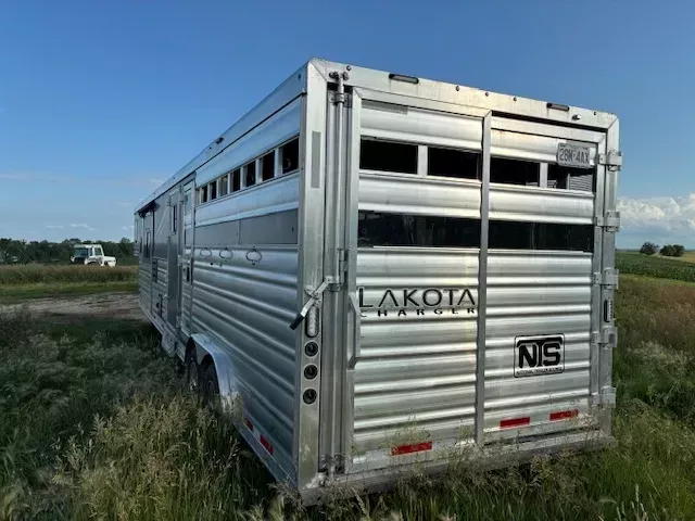 used Stock / Stock Combo Trailers Lakota  for sale, in Maryville, MO Thumbnail 6