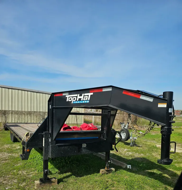 2024 Top Hat Gooseneck 30' MEGA RAMPS Trailer w/ Hot Shot equip
