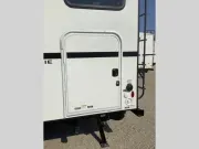 used Travel Trailers Winnebago Micro Minnie for sale, in Mountain Home, AR Thumbnail 8