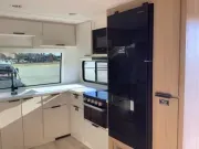used Travel Trailers Winnebago Thrive for sale, in Mountain Home, AR Thumbnail 16