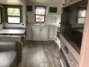 used Travel Trailers Keystone RV Cougar Half-Ton for sale, in Mountain Home, AR Thumbnail 12