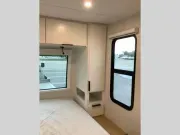 used Travel Trailers Winnebago Thrive for sale, in Mountain Home, AR Thumbnail 30