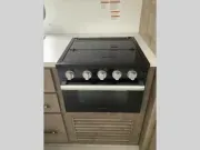 used Travel Trailers Keystone RV Springdale for sale, in Mountain Home, AR Thumbnail 18