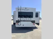 used Travel Trailers Keystone RV Cougar Half-Ton for sale, in Mountain Home, AR Thumbnail 4