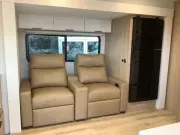 used Travel Trailers Winnebago Thrive for sale, in Mountain Home, AR Thumbnail 12