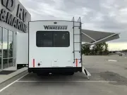 used Travel Trailers Winnebago Thrive for sale, in Mountain Home, AR Thumbnail 4