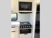 used Travel Trailers Winnebago Thrive for sale, in Mountain Home, AR Thumbnail 21