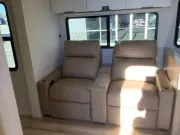 used Travel Trailers Winnebago Thrive for sale, in Mountain Home, AR Thumbnail 13