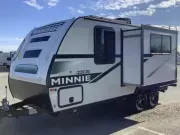 used Travel Trailers Winnebago Micro Minnie for sale, in Mountain Home, AR Thumbnail 4