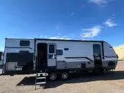 2025 Coachmen Catalina Legacy Edition 263BHSCK