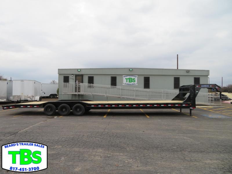 2022 Load Trail 102X40 Gooseneck Carhauler 2022 Load Trail 102X40 Gooseneck Carhauler