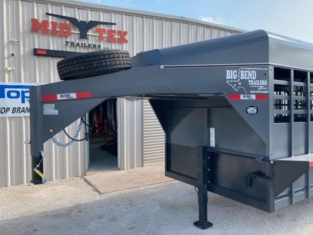2021 Big Bend GN6.5x24 Livestock Trailer 2021 Big Bend GN6.5x24 Livestock Trailer