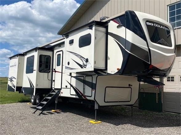 2020 HEARTLAND BIG COUNTRY 3895FK 2020 HEARTLAND BIG COUNTRY 3895FK