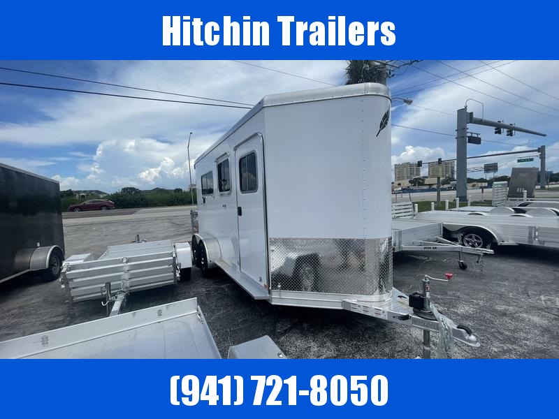 2022 FEATHERLITE 9407 2 Horse 2022 FEATHERLITE 9407 2 Horse