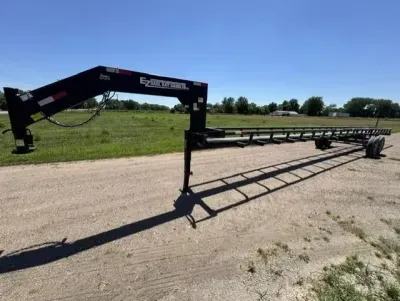 2025 Other 40' hay hauler