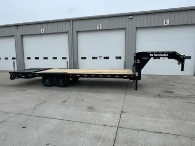 2027 PJ Trailers 25' gooseneck flatdeck single wheel