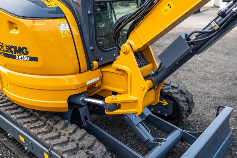2023 XCMG XE35U 4.5Ton Mini Excavator w/HVAC Cab, Quick Coupler