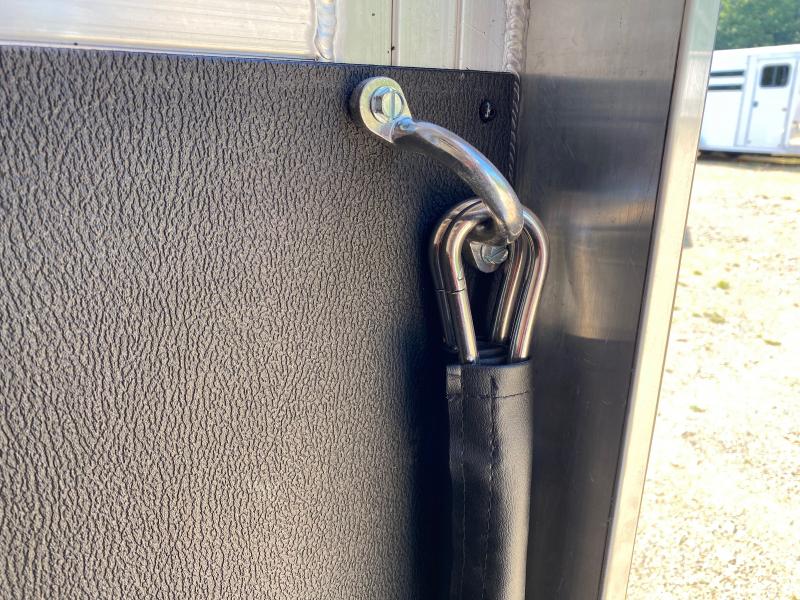 2025 Frontier Strider Series Aluminum 2Horse Combo/Slant Load Trailer