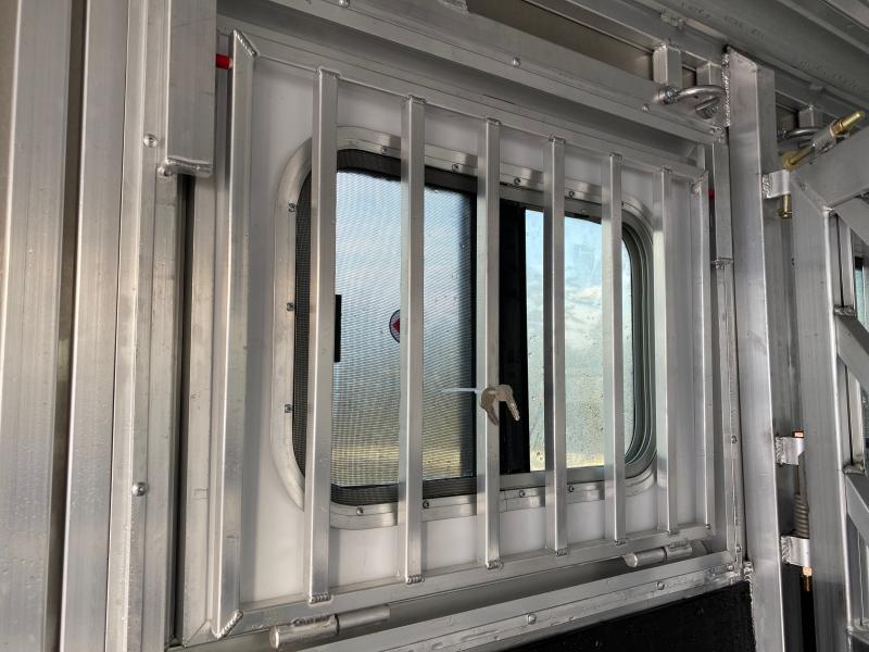 new Horse Trailers Frontier Trailers  for sale, in Loudon, NH Thumbnail 15