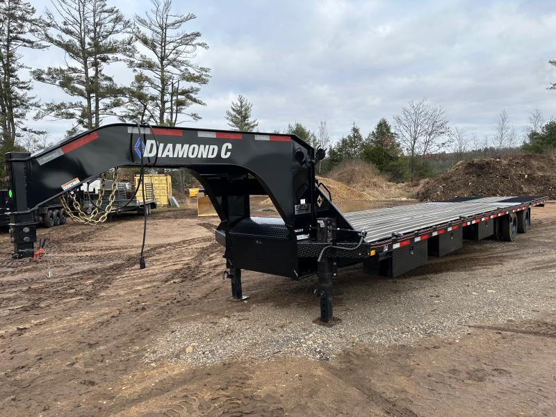 2023 Diamond C Trailers 8.5x40 Powder Coated 40K Deckover Gooseneck
