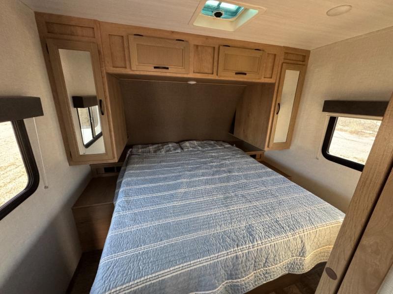 used Travel Trailers Winnebago Minnie for sale, in Slaton, TX Thumbnail 24