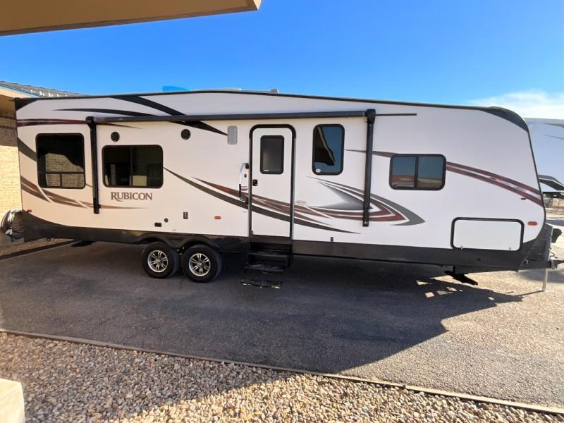used Toy Haulers Dutchmen RV Rubicon for sale, in Slaton, TX Thumbnail 32