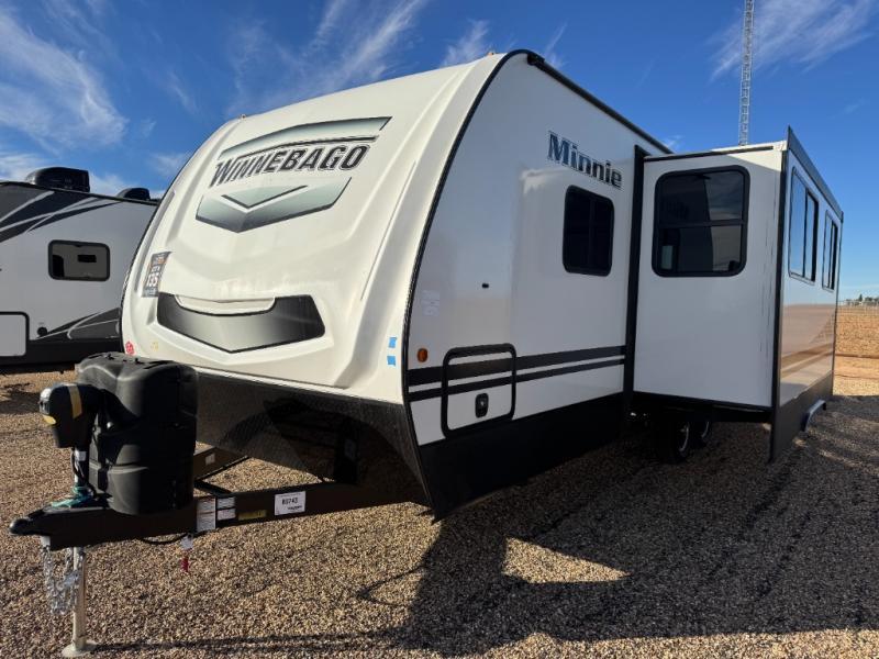 used Travel Trailers Winnebago Minnie for sale, in Slaton, TX Thumbnail 4