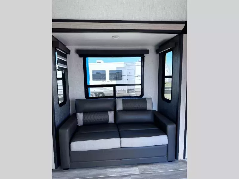 new Fifth Wheel Trailers Forest River Wildcat for sale, in Slaton, TX Thumbnail 11