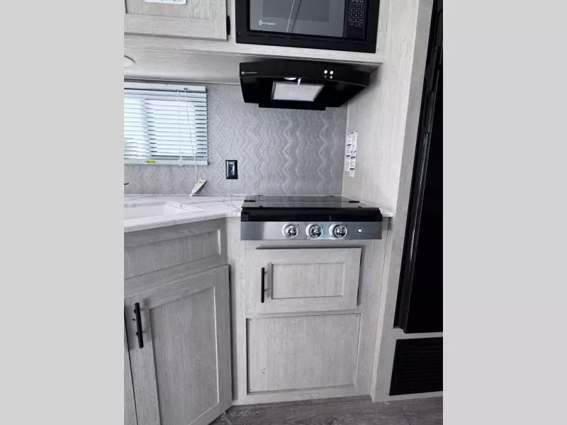 new Travel Trailers Shasta Shasta for sale, in Slaton, TX Thumbnail 17