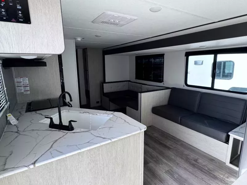 new Travel Trailers Shasta Shasta for sale, in Slaton, TX Thumbnail 12