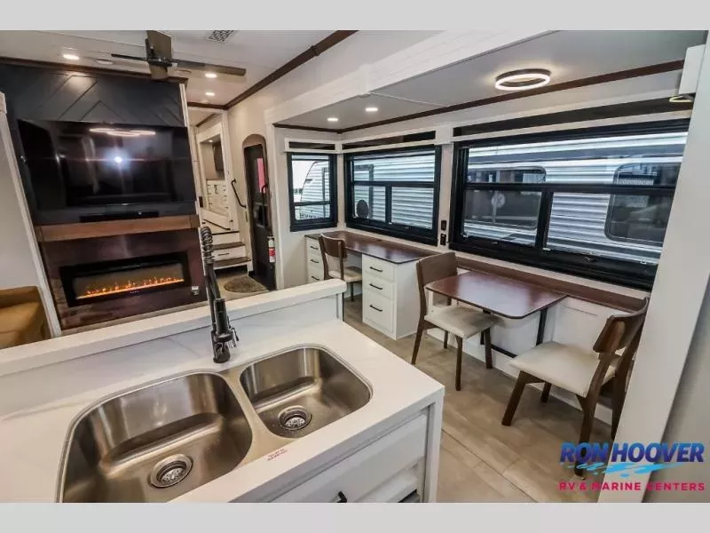 new Fifth Wheel Trailers Forest River RiverStone for sale, in Slaton, TX Thumbnail 10