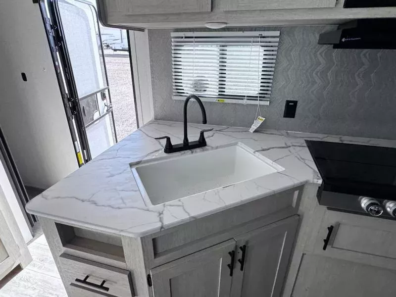 new Travel Trailers Shasta Shasta for sale, in Slaton, TX Thumbnail 19