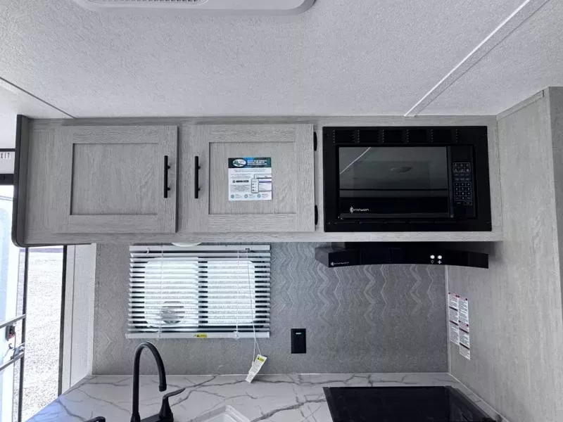 new Travel Trailers Shasta Shasta for sale, in Slaton, TX Thumbnail 18