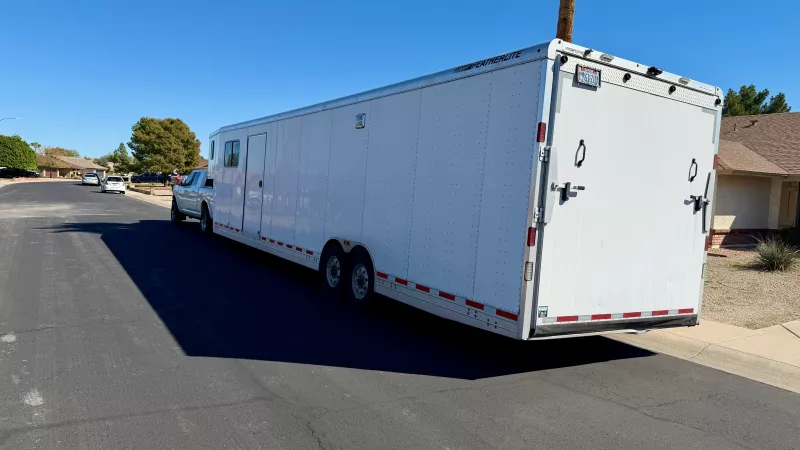 2018, 44 ft, Featherlight gooseneck enclosed car hau