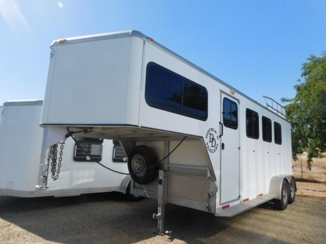 2010 Double D 3H GN Horse Trailer 2010 Double D 3H GN Horse Trailer