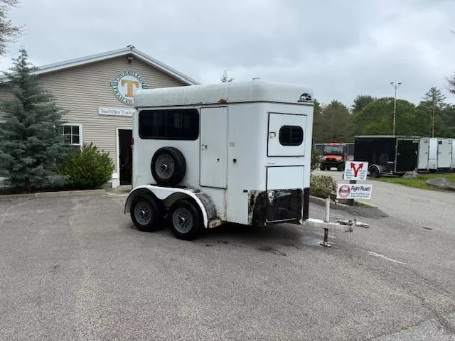 1997 Sundowner Trailers 2 HORSE NO DRESS