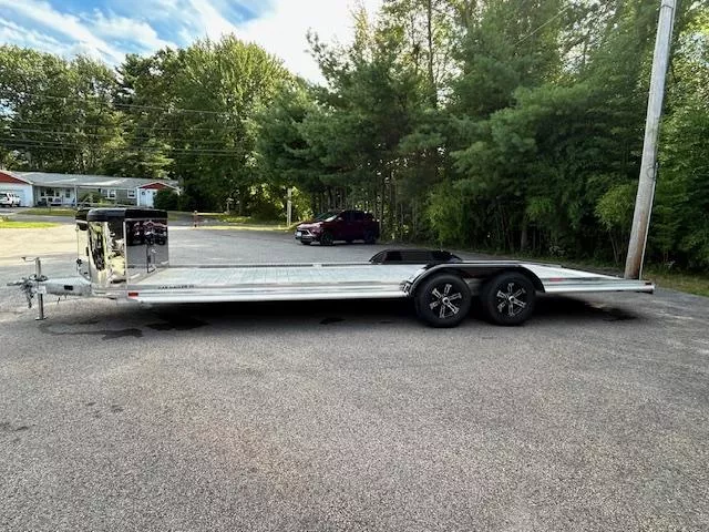 used Car Haulers / Racing Trailers Sundowner Trailers  for sale, in North Scituate, RI Thumbnail 3