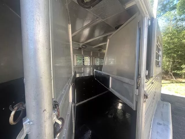 used Horse Trailers Sundowner Trailers  for sale, in North Scituate, RI Thumbnail 10