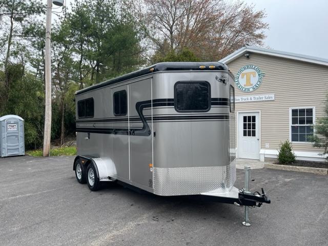 2022 Hawk 2 Horse Bp Walk Thru With Dress 2022 Hawk 2 Horse Bp Walk Thru With Dress