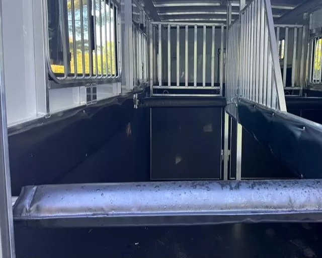 new Horse Trailers Sundowner Trailers  for sale, in North Scituate, RI Thumbnail 4