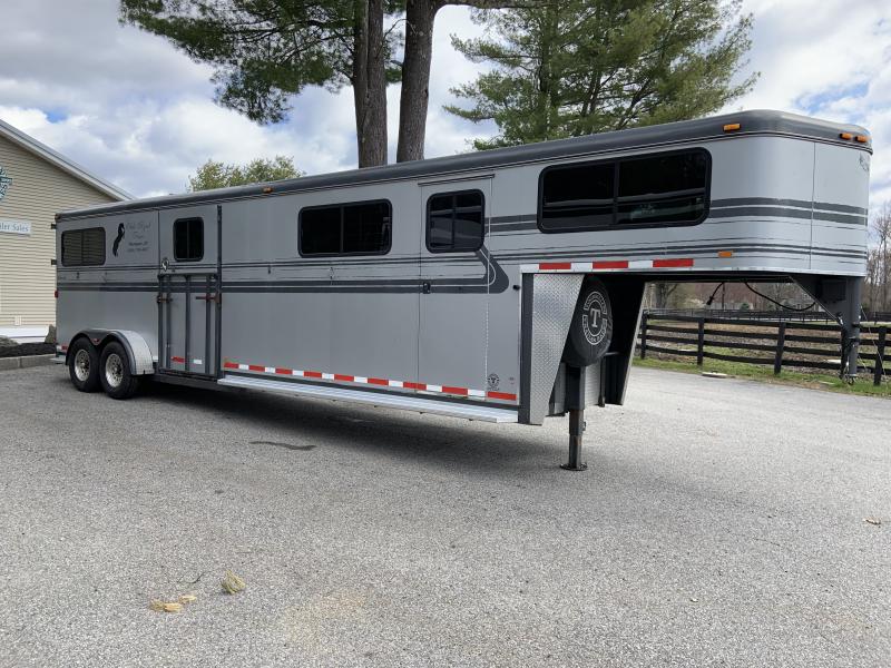 2005 Hawk 4 Horse Head To Head 2005 Hawk 4 Horse Head To Head