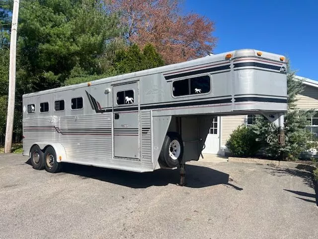 1993 Sundowner 4 Horse Gn Slant Load